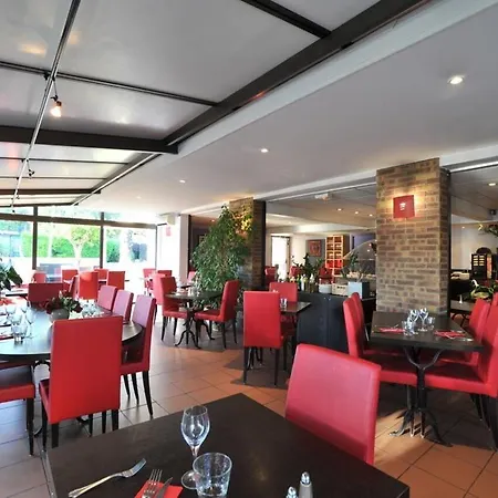 ホテル The Originals City, Costieres 3*
