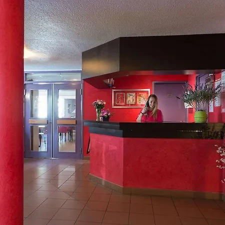 Hotel The Originals City, Costières, Ex Inter 3*