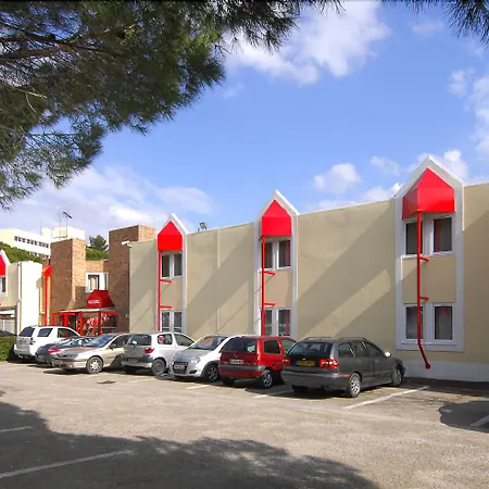 ホテル The Originals City, Costieres 3*