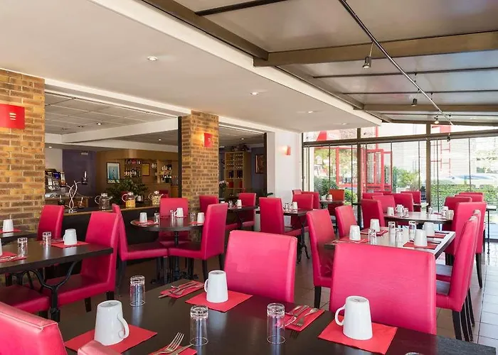 Hotel The Originals City, Costieres Nîmes