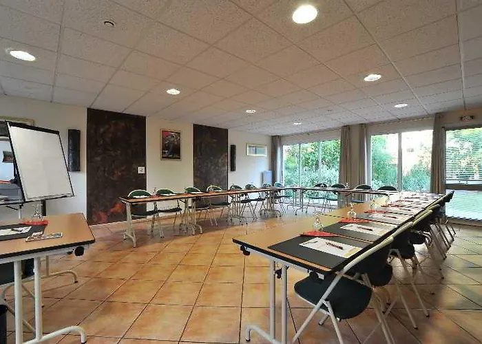 Hotel The Originals City, Costieres 3*