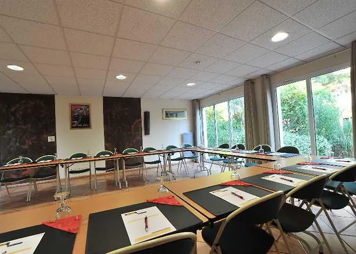 Hotel The Originals City, Costieres